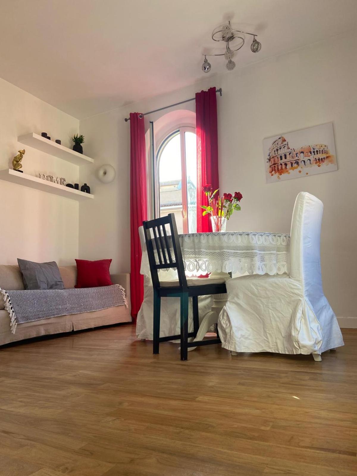 Piccolo Sogno Apartment ローマ エクステリア 写真